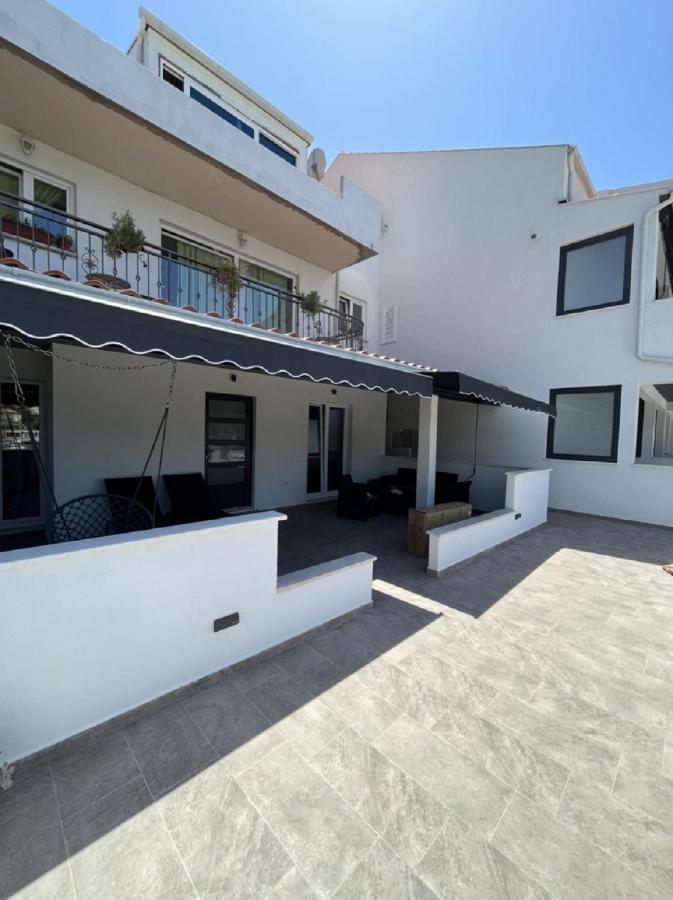 Hidden Gem Apartment Molunat Exterior photo