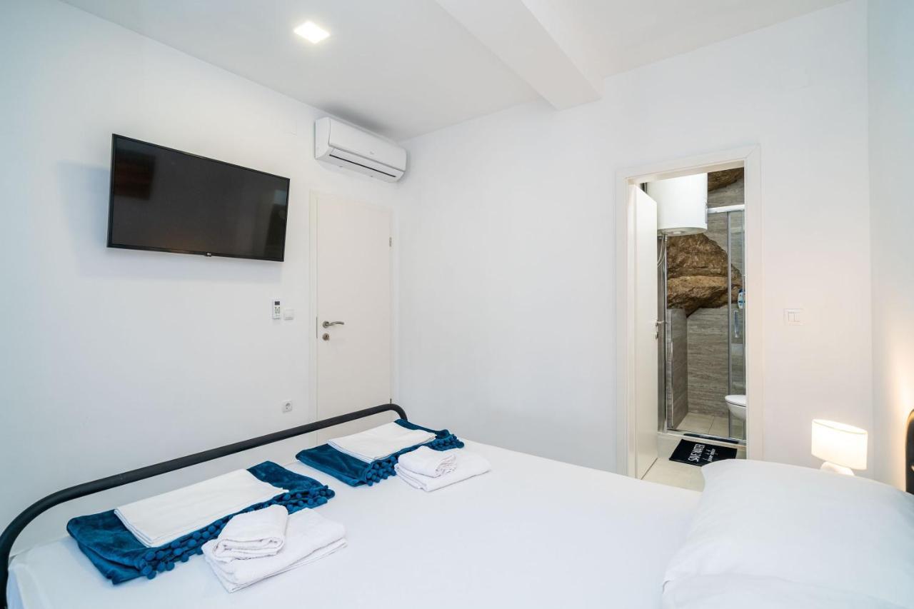 Hidden Gem Apartment Molunat Exterior photo