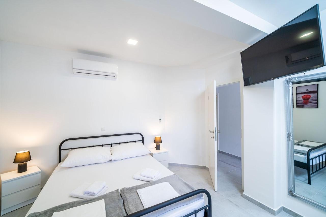 Hidden Gem Apartment Molunat Exterior photo