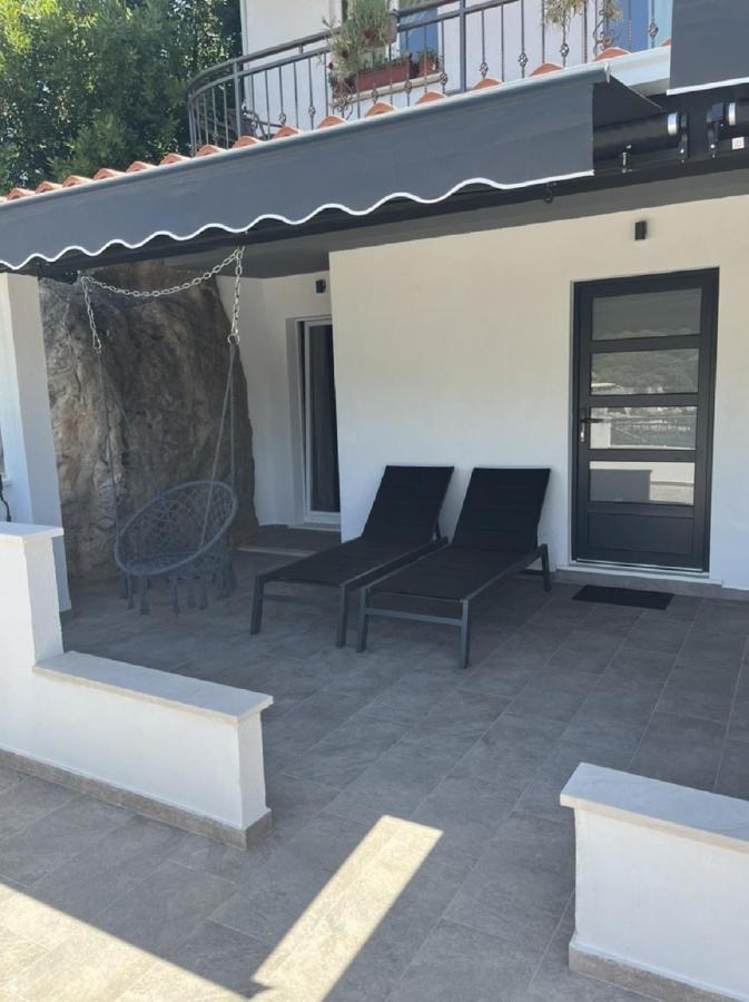 Hidden Gem Apartment Molunat Exterior photo